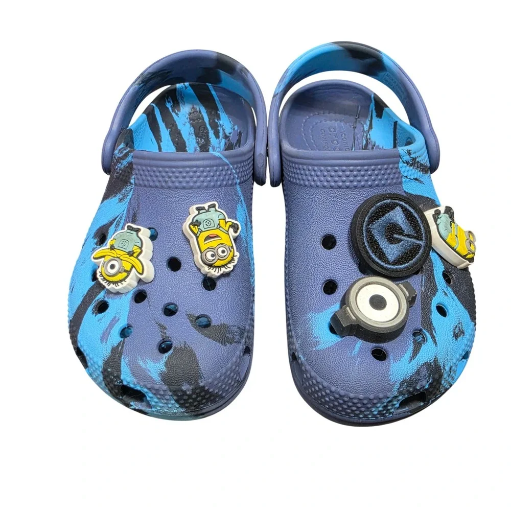 Crocs Kids Classic Clog Blue Black Marble Minions Charms Size 10 C10